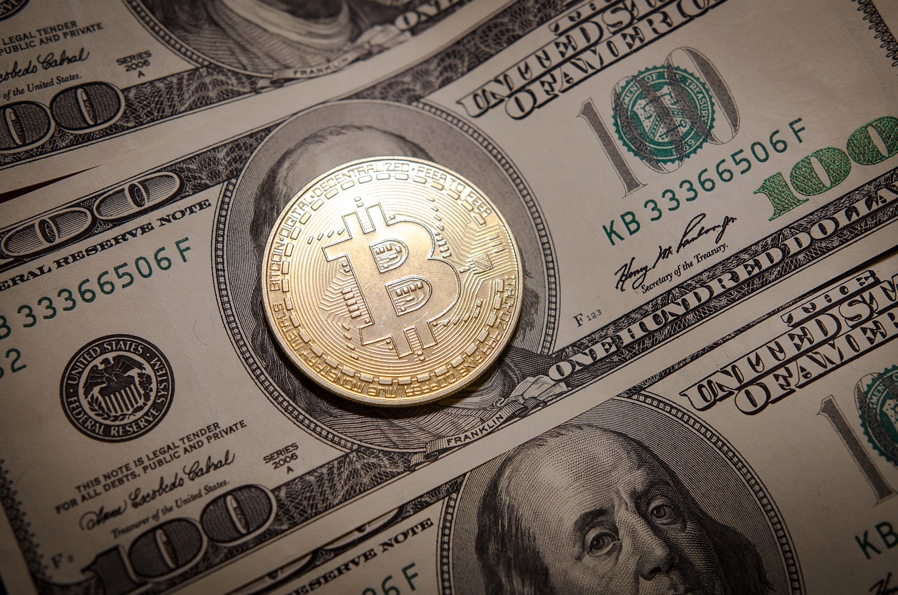 Bitcoin on US Dollar bills